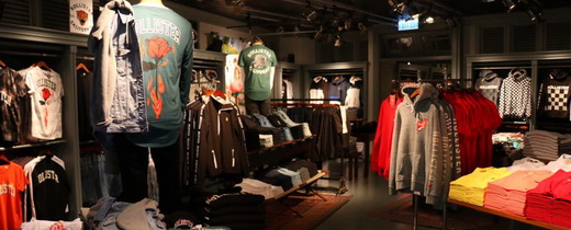 hollister in store